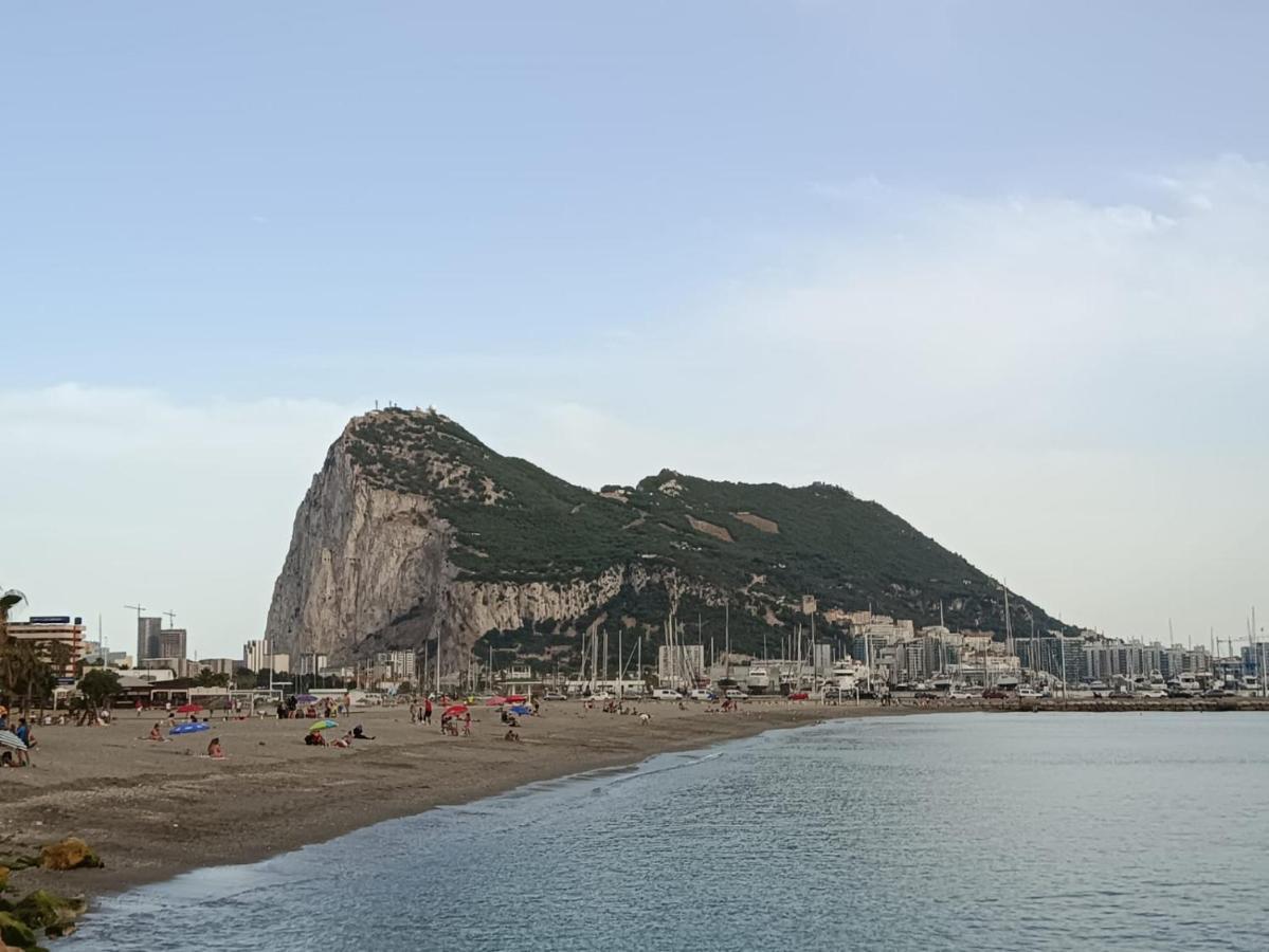 Appartamento Vistas A 3 Paises Y 2 Continentes 1º Linea De Playa A 5 Minutos De Gibraltar La Línea de la Concepción Esterno foto